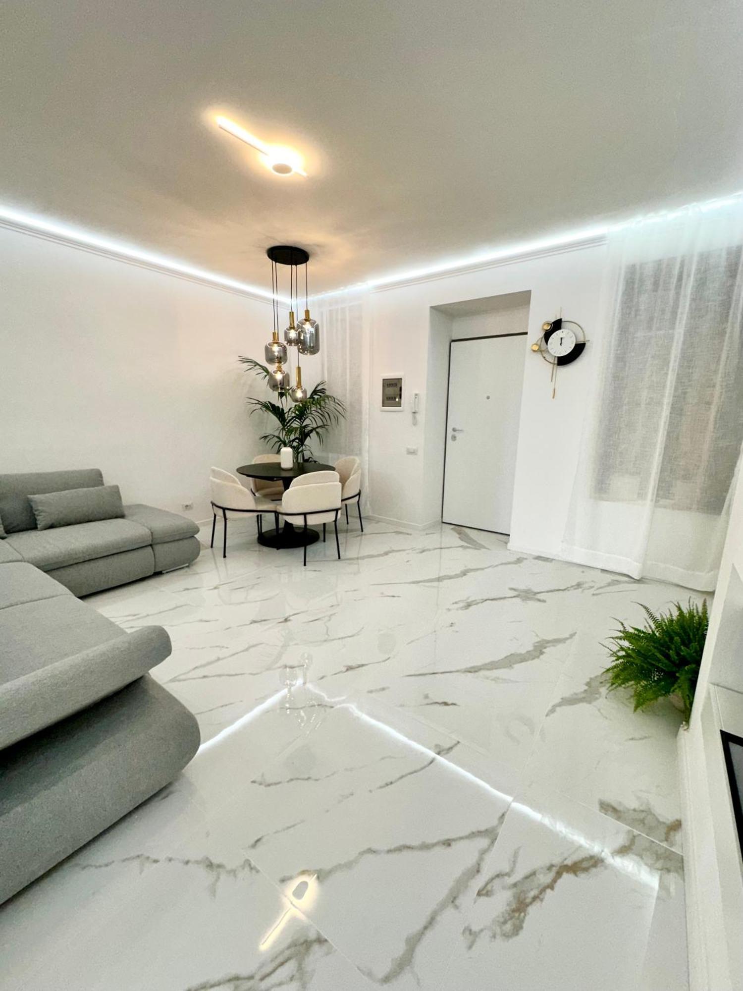Luna Luxury Suite Bergamo Esterno foto